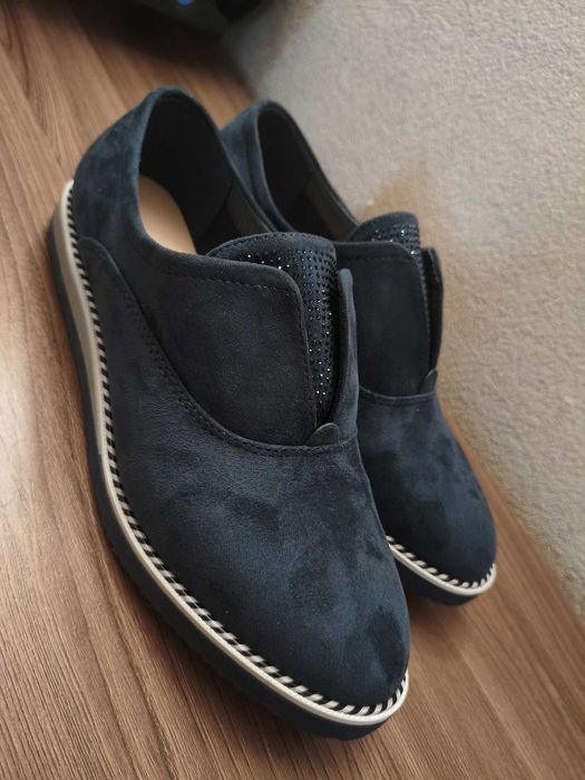 новые туфли , размер 40