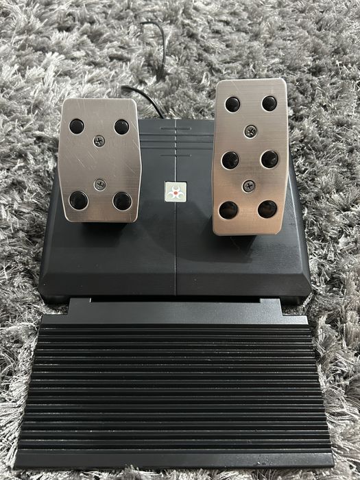 Vând Volan Gaming Myria MG7419 (Kit Complet cu Pedale și Cleme de Prindere)