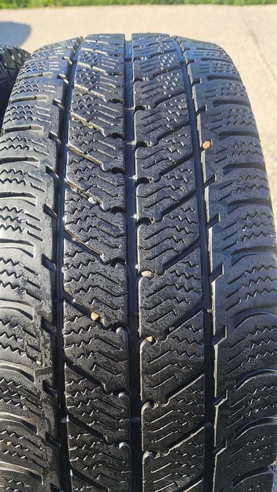 215/65 R16C • Iarna • Semperit Van Grip 3 109/107R | 2 buc | Pret/buc