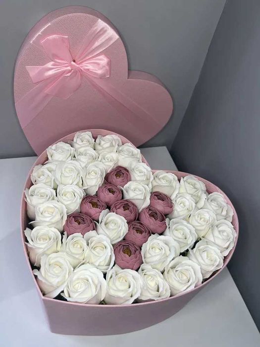 Букет от ароматни сапунени рози
