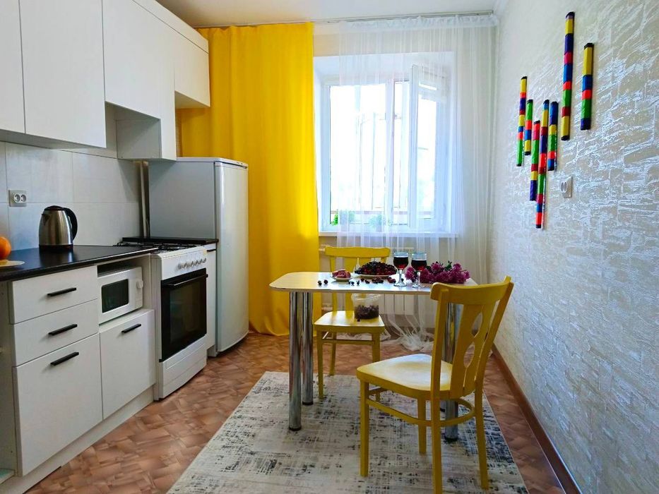 Светлые апартаменты в 12 микрорайоне