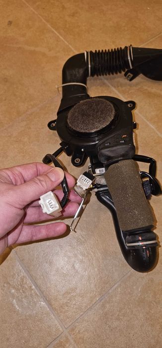 Обдухване за седалка Lexus LS600h от 2008г.