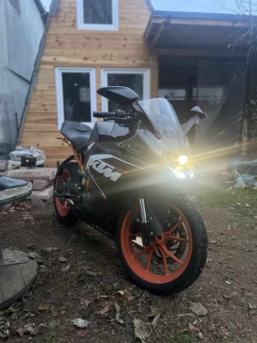 Vand KTM RC 125cc.