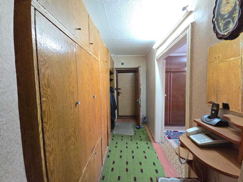 Продам  2 комнатную квартиру