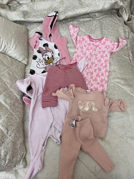 Детские вещи до 6 месяцев