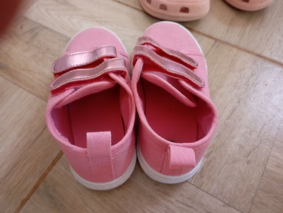 Lot încălțăminte marine 25