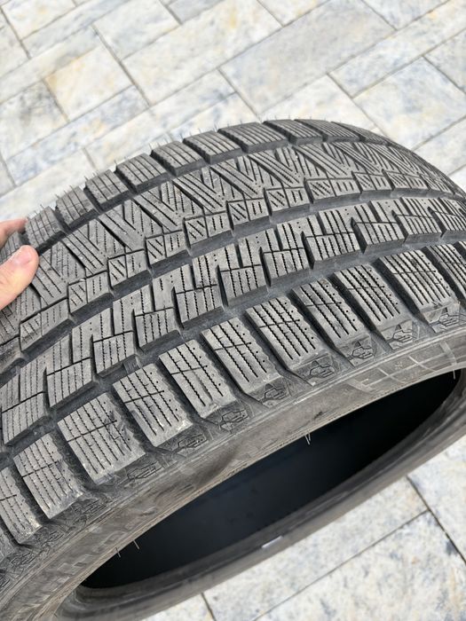 Шины зима kapsen новый