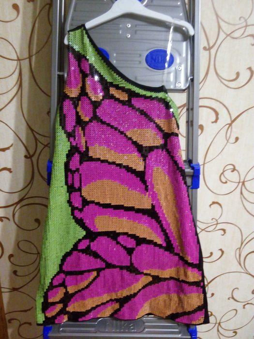 Красивые нарядныеплатья.