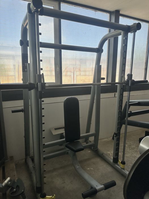 Technogym multy power - смит машина