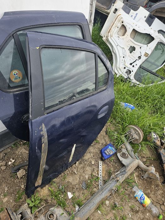 Ușă stânga  spate Dacia Logan 2014
Albastru jandarm