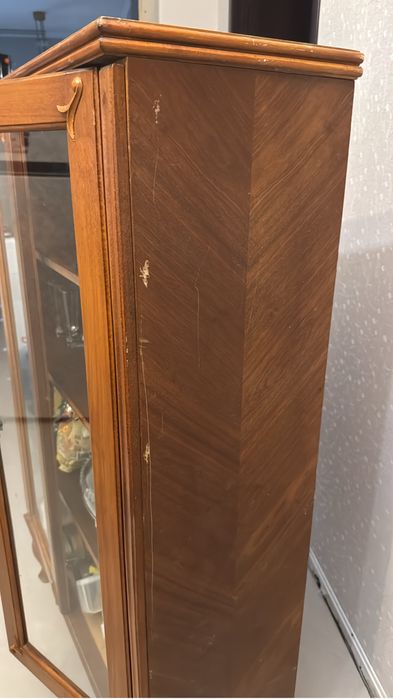 Шкаф для посуды или книг