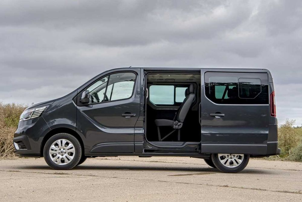 49,99€ Пътнически Бус под наем 9 МЕСТЕН Автомобил под наем