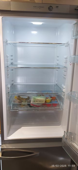 Хладилник SNAIGE с фризер А++ антибактериален