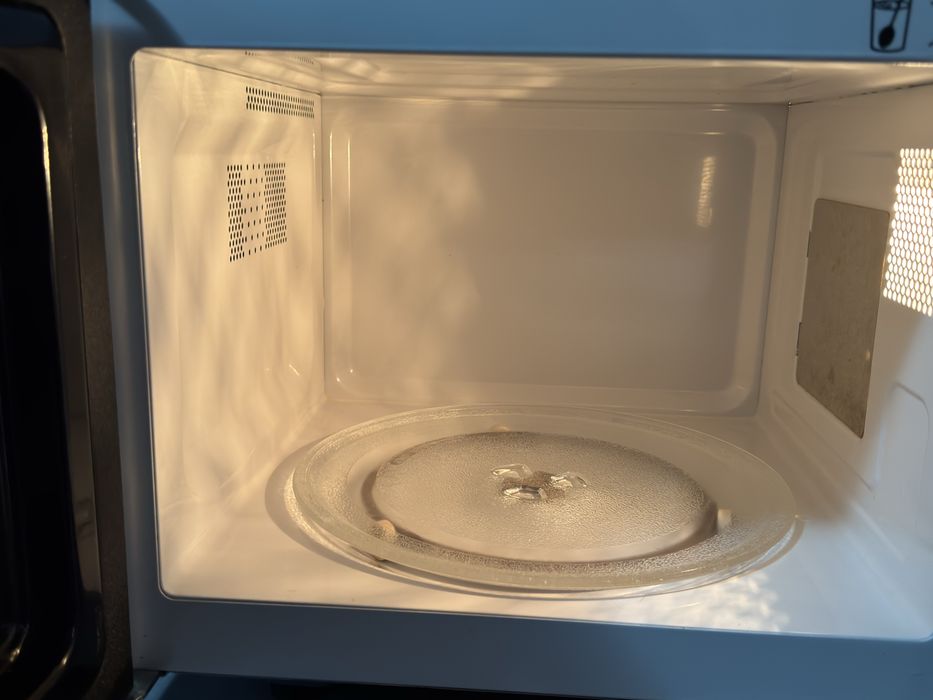 Микровълнова фурна Bosch HMT75M451