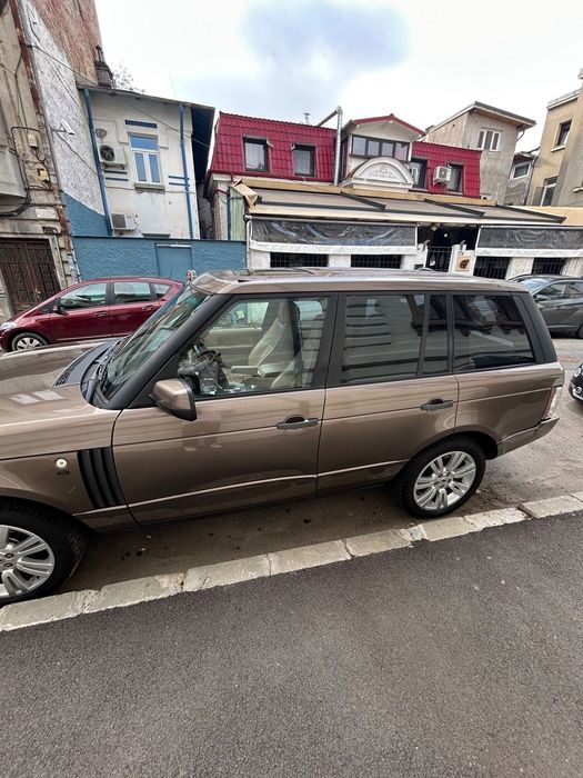 Land Rover Range Rover 2010 diesel, 8.301 € — imagine 2