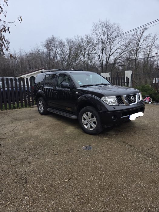 Nissan Pathfinder R51