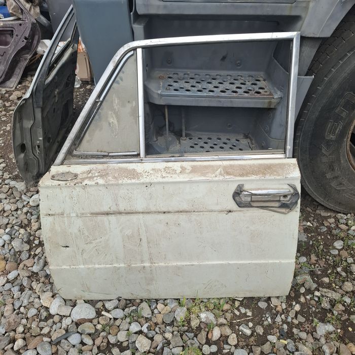 Продам двери на жигули