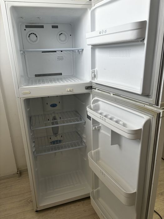 Холодилник игаз плита