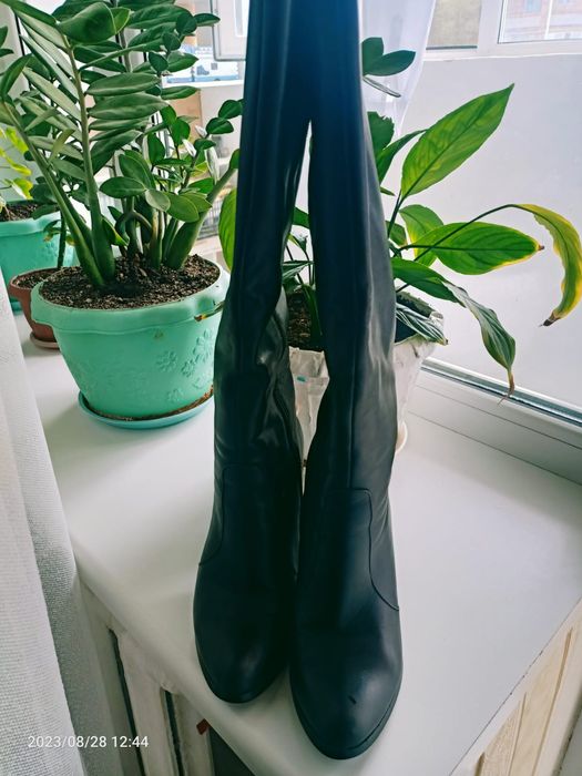 Натуральные кожанные сапоги