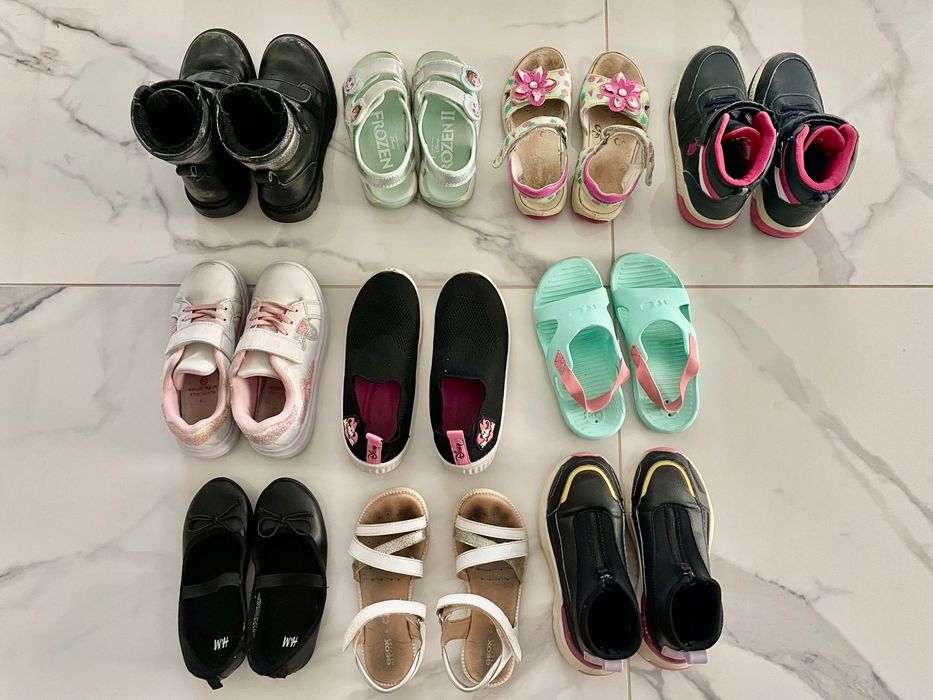 Детски обувки различни видове