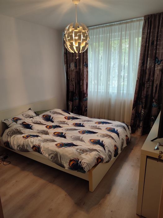 Vând apartament 2 camere zona Berceni
