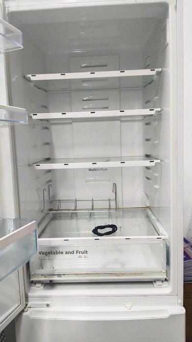 Холодильник  BOSH