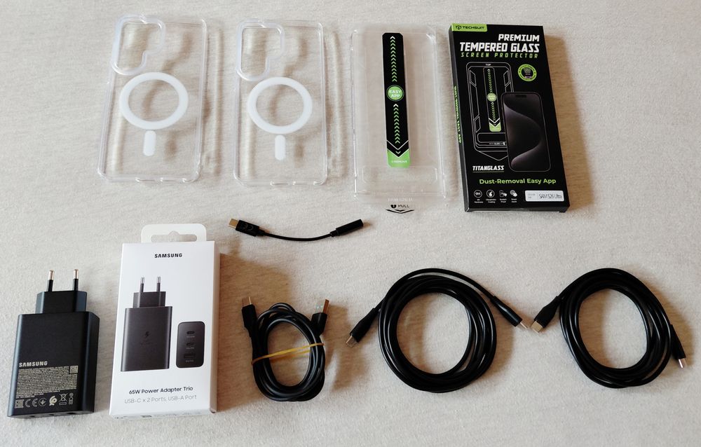 Incarcator original 65W Samsung S26 Ultra cu accesorii.