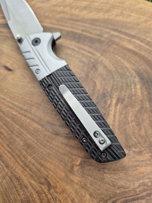 Сгъваем джобен нож с дървена дръжка СМ133