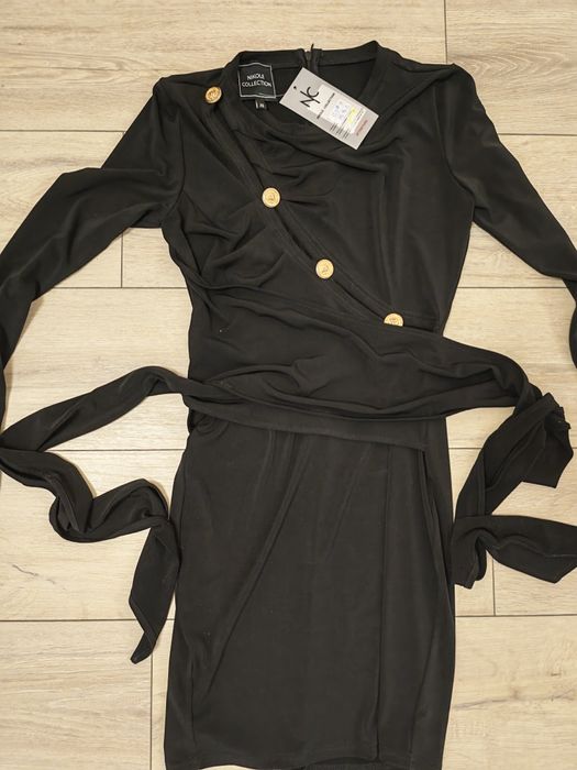 Нова рокля Nicole collection xs