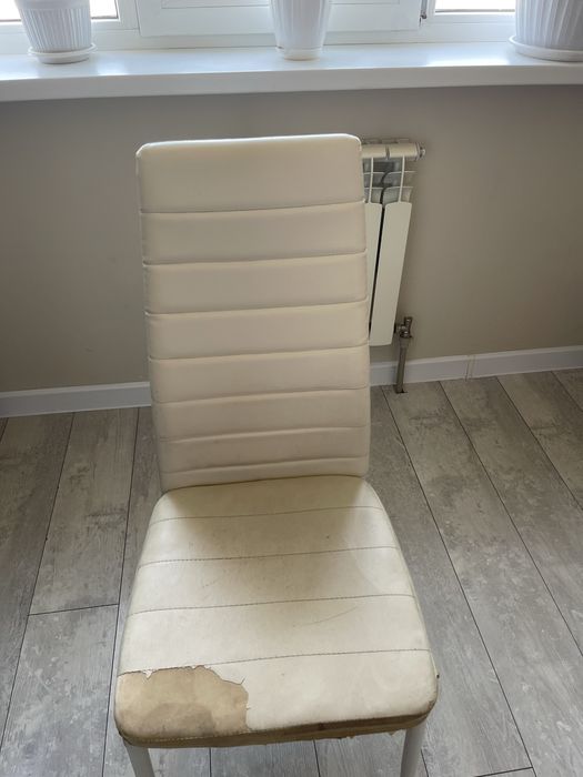 Продам стулья кухонные