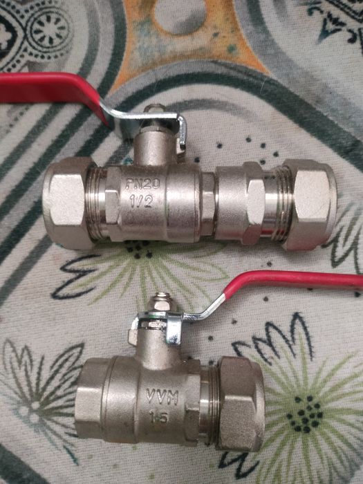 Фитинги , тройники , полотенцесушитель