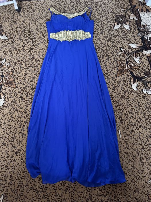 Продам платье (44 р-р)