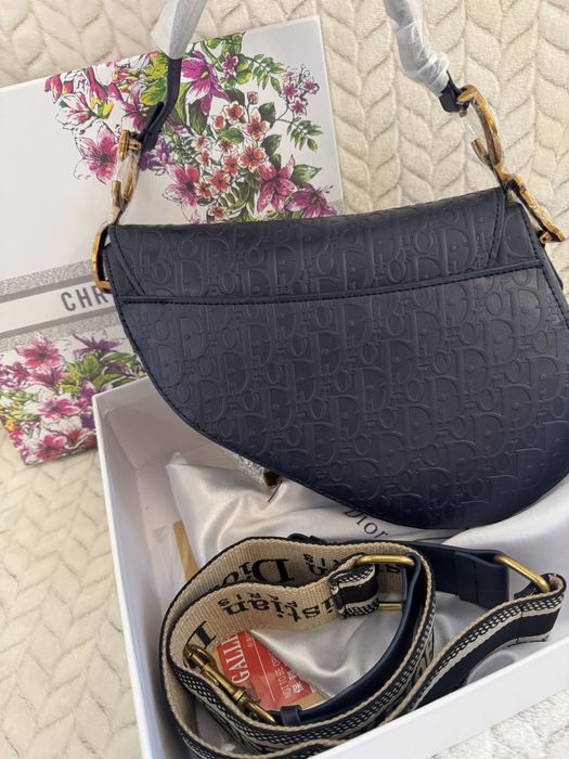 Дамска чанта нова