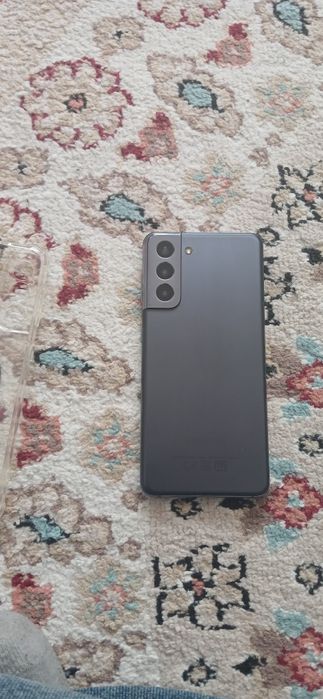 Самсунг с 21 128гб 8