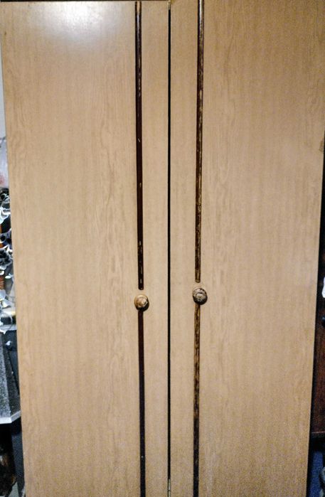 Подарявам легло и другите мебели на снимките