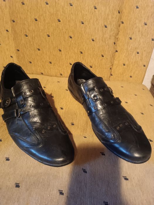 Мъжки кожени обувки.