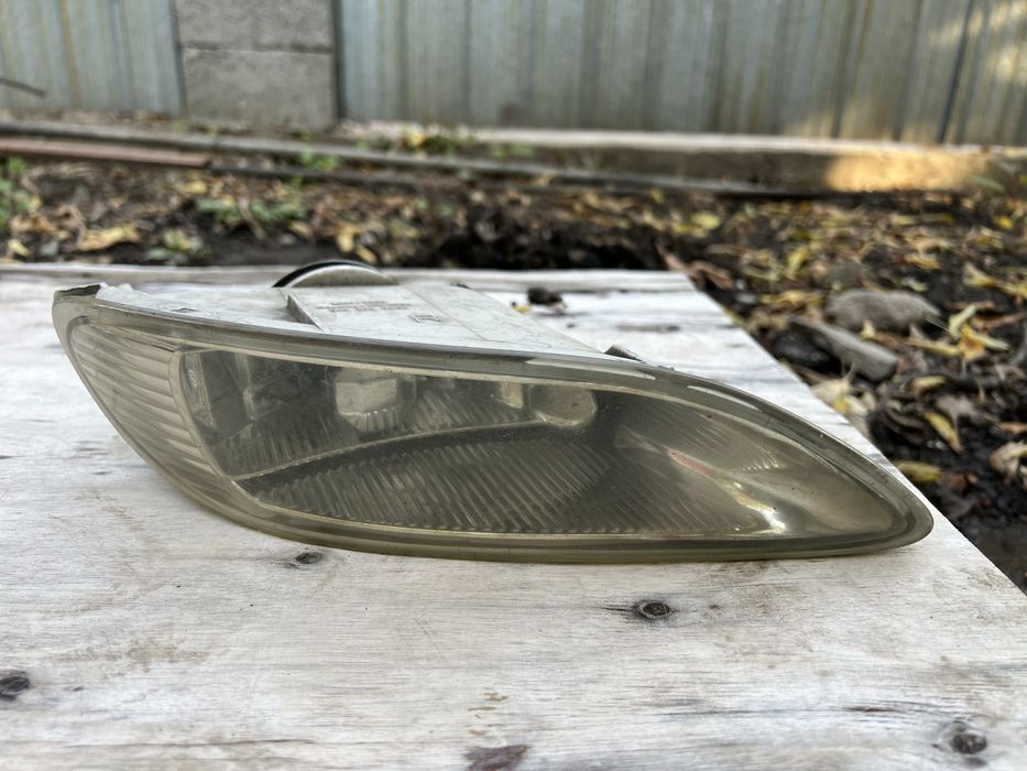 Противотуманка Camry 30-35