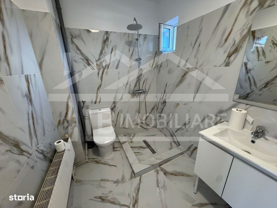 Casa cu 4 camere, 180 mp, Zona Semicentrala