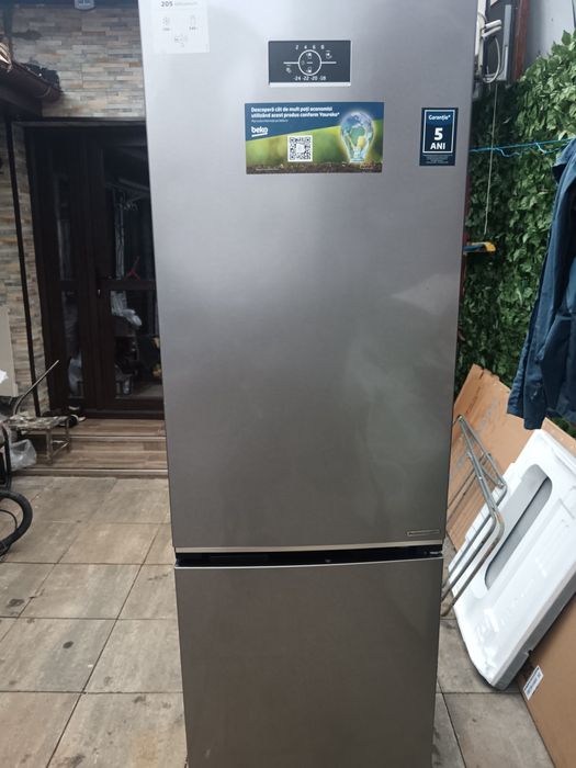 Combina frigorifica  beko