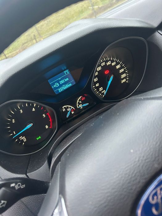 Vand Ford Focus  1,6