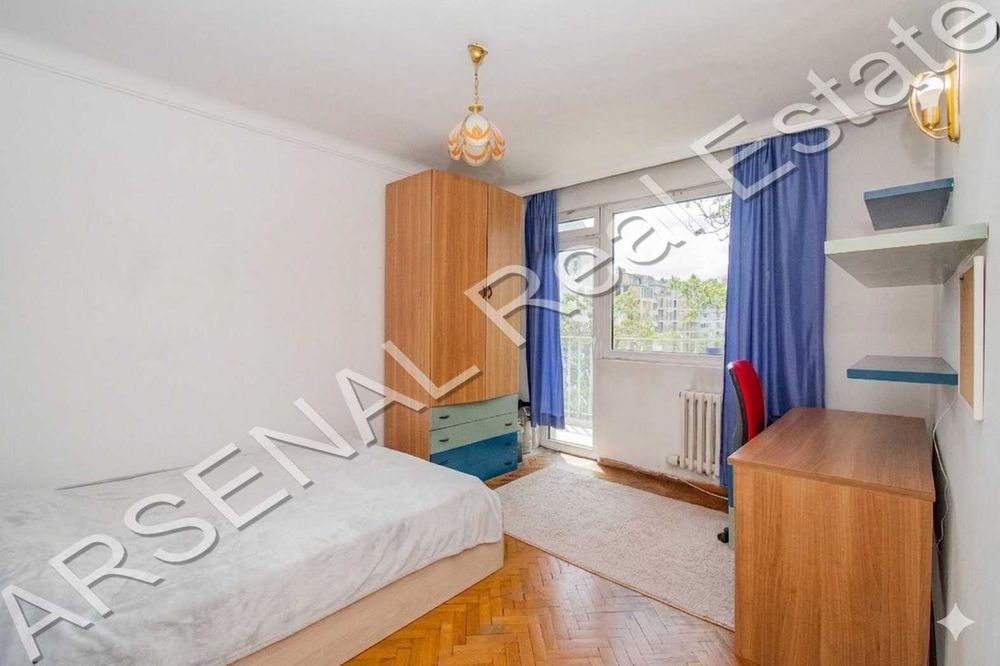 ПРОДАВАМЕ 4-ст апартамент, Зона Б18