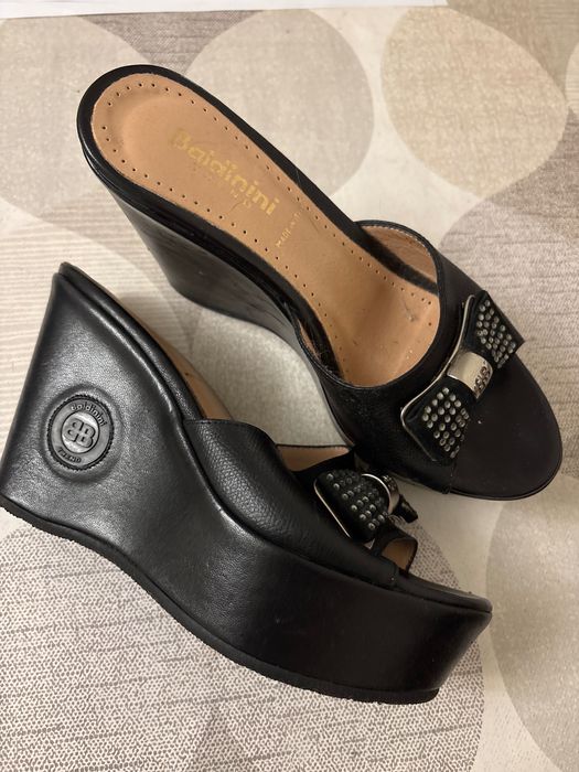 Дамски чехли на платформа BALDINI