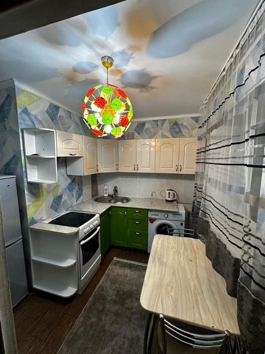 Посуточно 2ка Дворец спорта