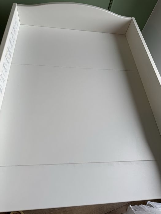 SMAGORA IKEA повивалник/ етажерка в бяло