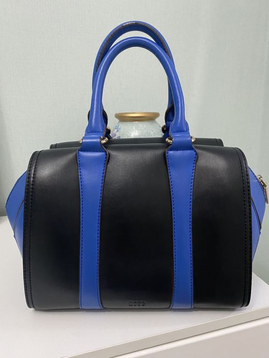 Кожаная брендовая сумка