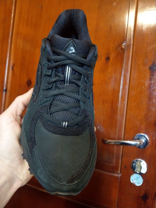 Brooks 43нм. 27,8см.