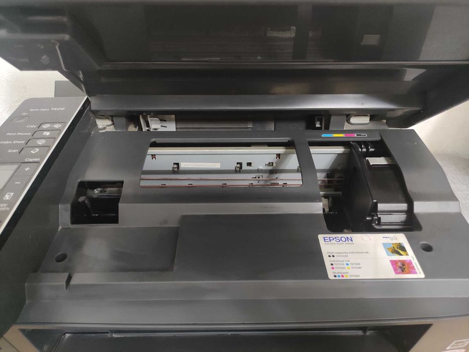 Epson Stylus TX210 — принтер/сканер для дома или офиса