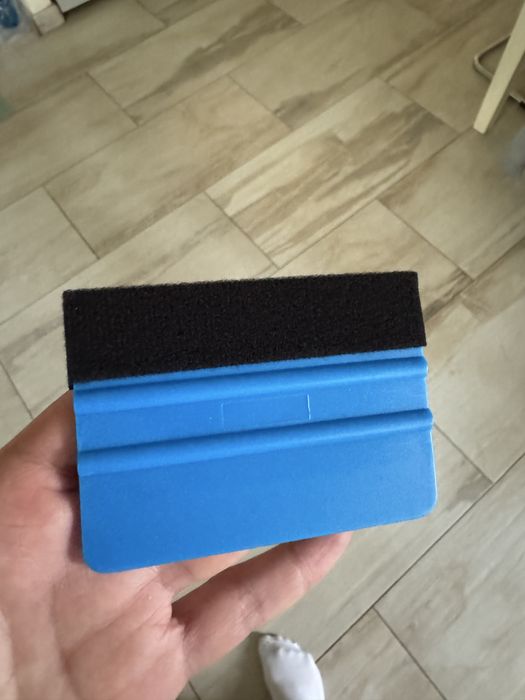 Racletă / Squeegee pentru Colantări Auto și Folii, cu Pâslă din Catifea