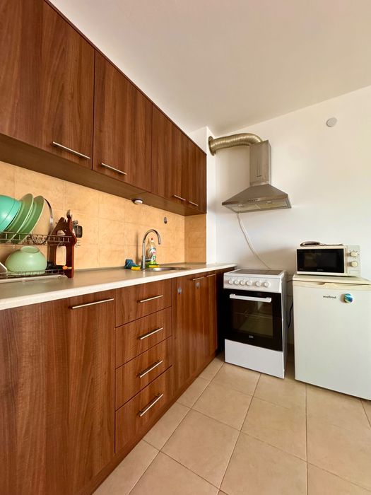 Под наем манастирски ливади