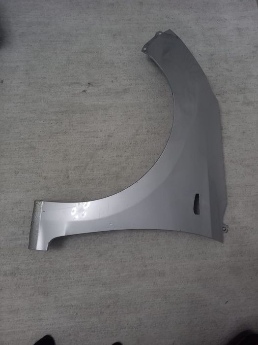 Hundai accent solaris Оригинал крило